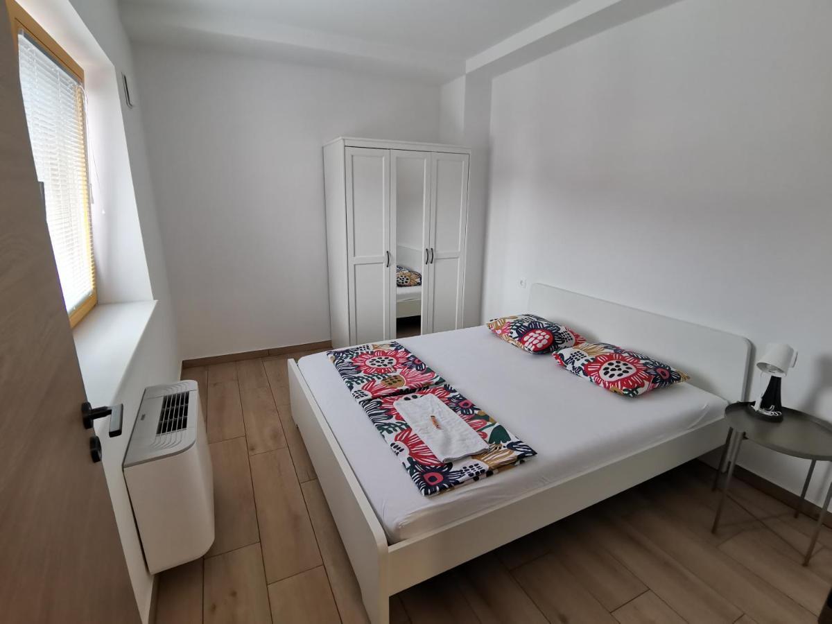 Rogatec Pubyland Rooms & Apartments מראה חיצוני תמונה