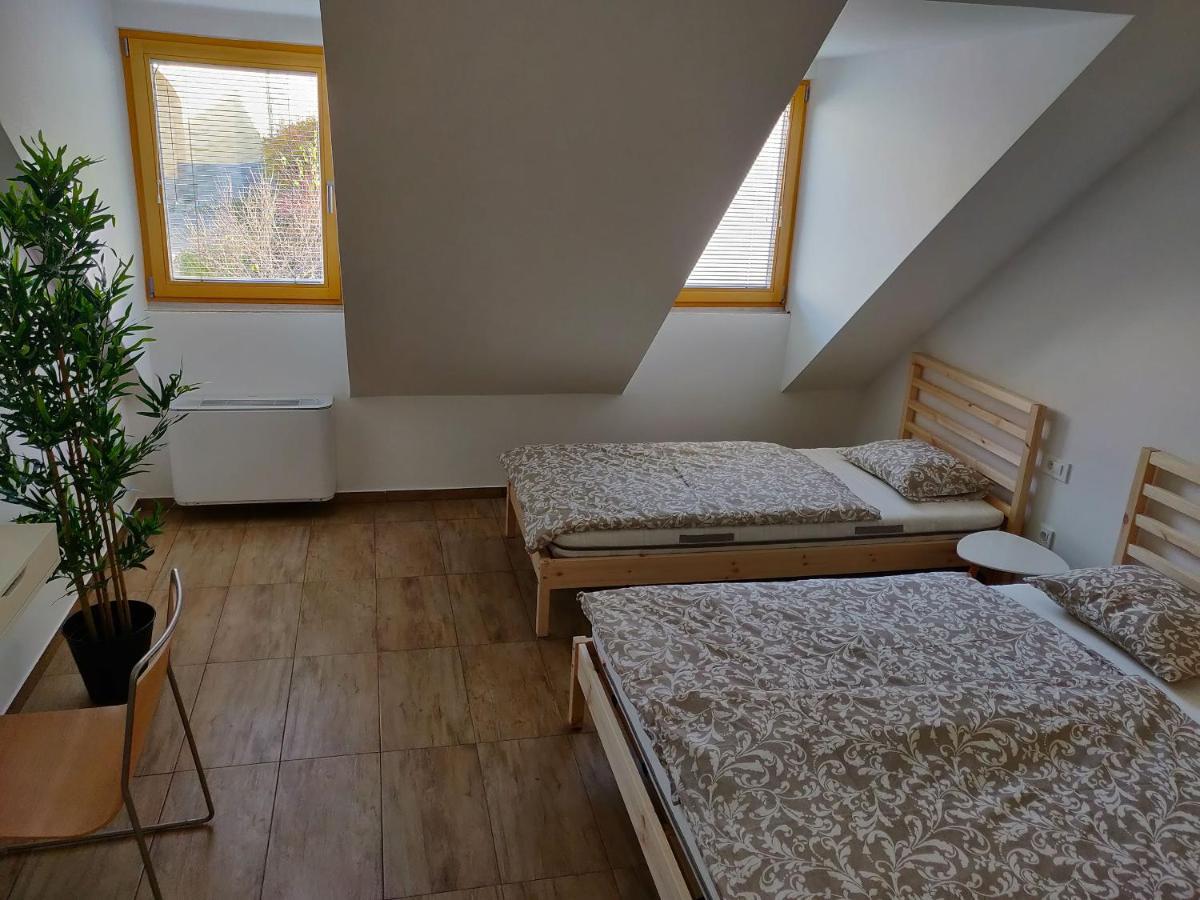Rogatec Pubyland Rooms & Apartments מראה חיצוני תמונה