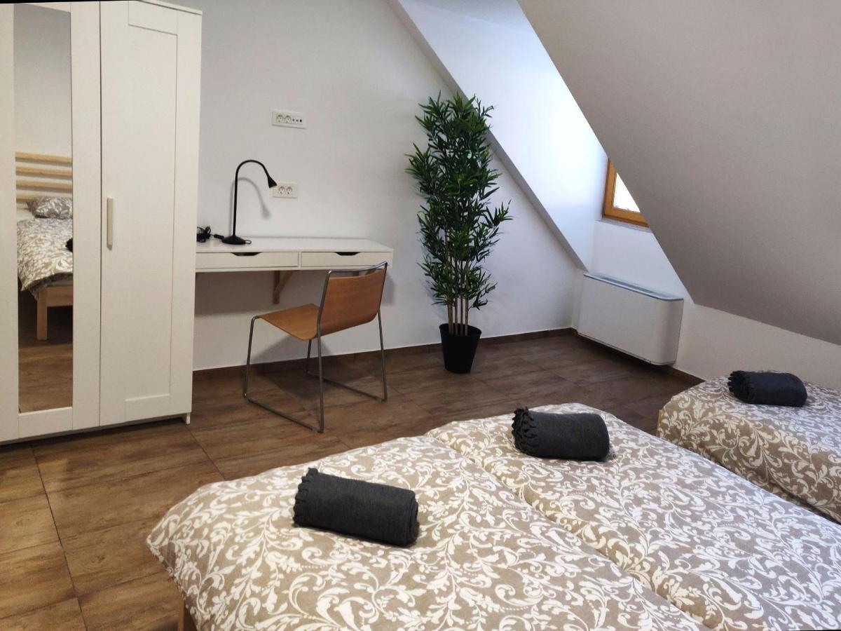 Rogatec Pubyland Rooms & Apartments מראה חיצוני תמונה