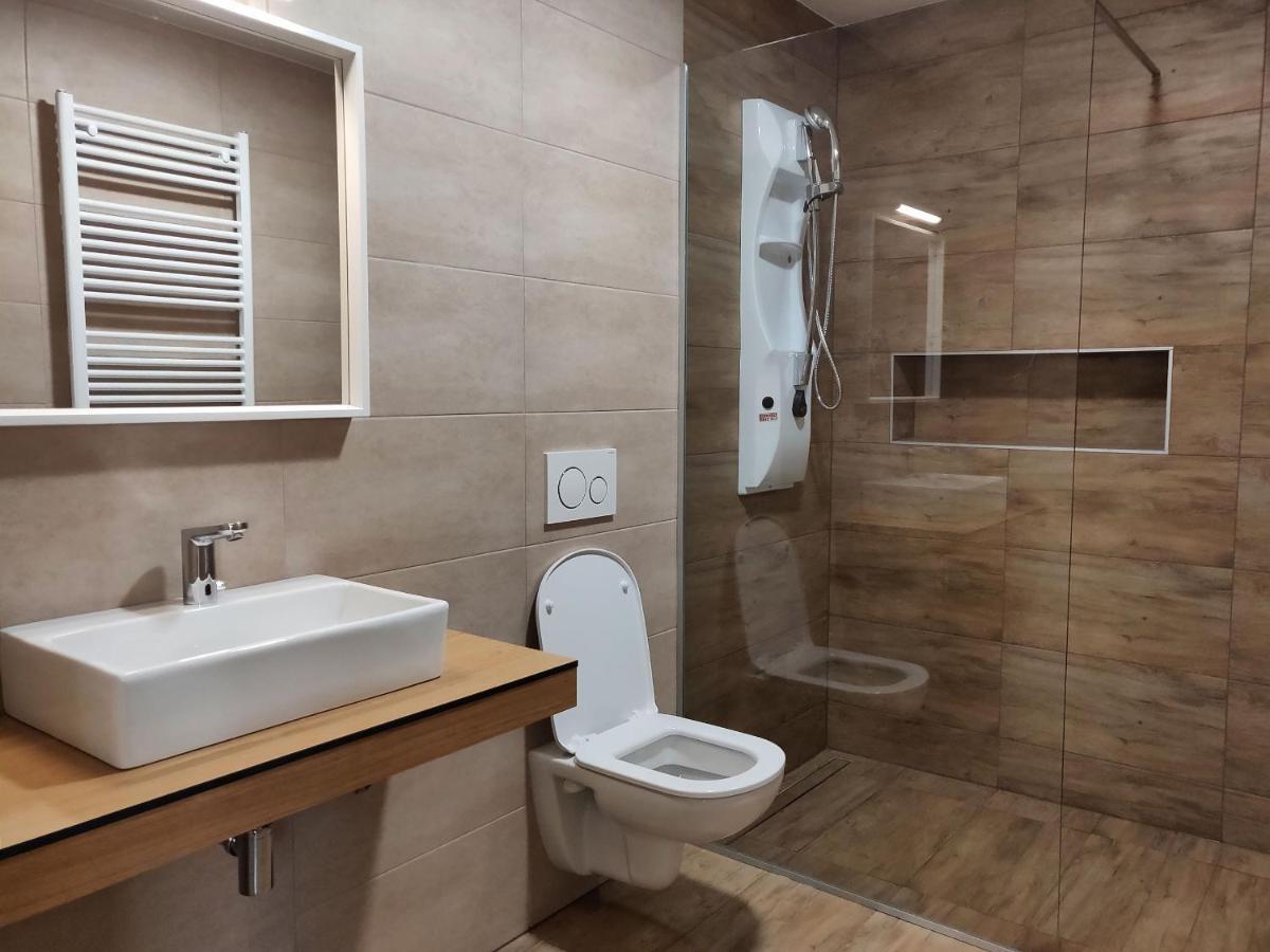 Rogatec Pubyland Rooms & Apartments מראה חיצוני תמונה