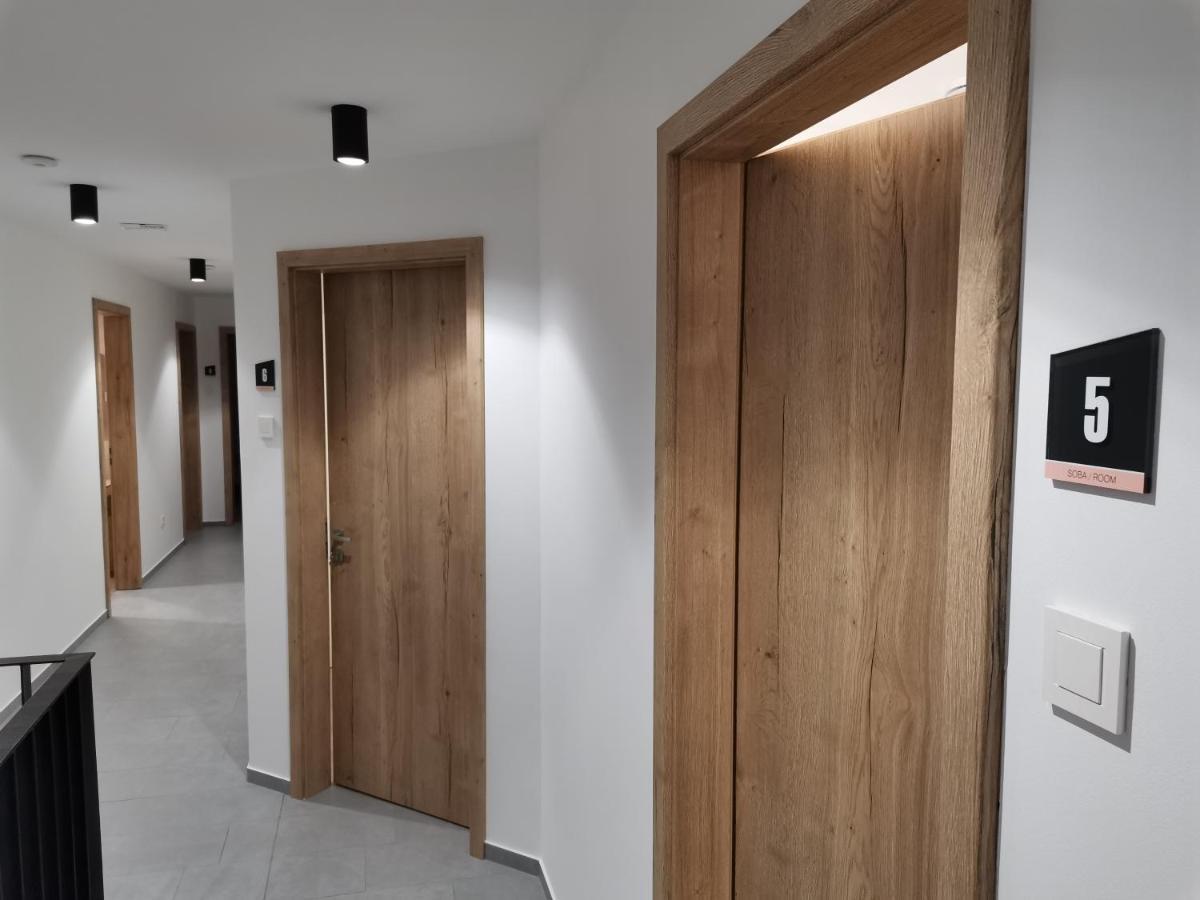 Rogatec Pubyland Rooms & Apartments מראה חיצוני תמונה