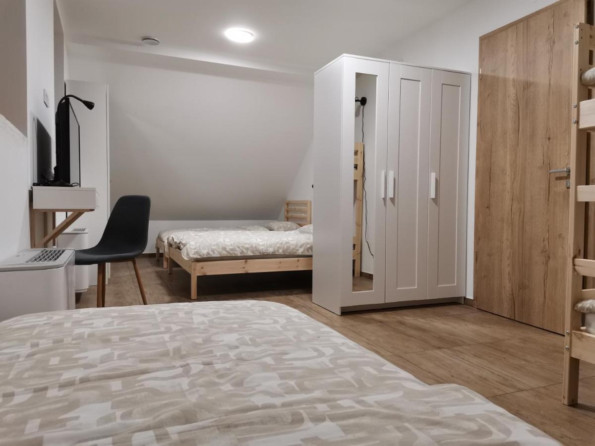 Rogatec Pubyland Rooms & Apartments מראה חיצוני תמונה